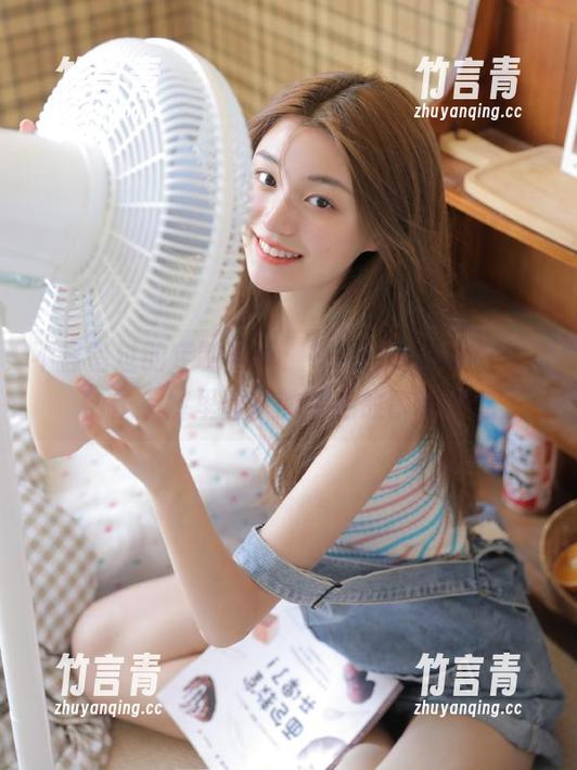 不容错过的定制写真：Hyoyeon (김효연)创作《裤里丝》的背后故事和灵感